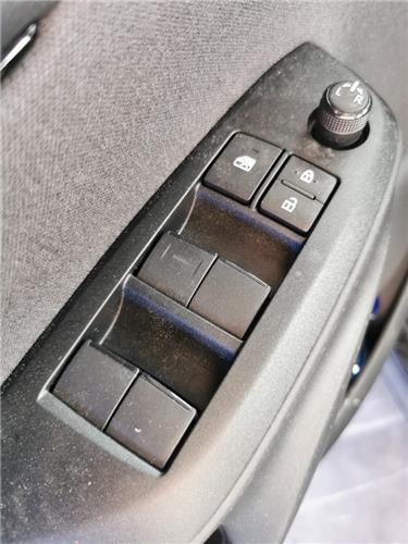 botonera puerta delantera izquierda toyota ya