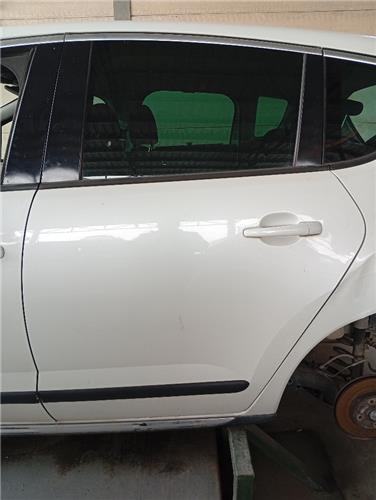 puerta trasera izquierda peugeot 3008 052009