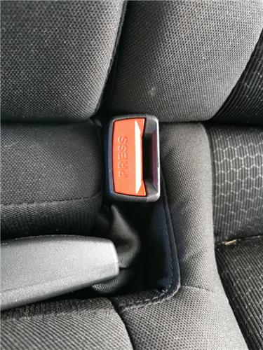 anclaje cinturon trasero izquierdo hyundai el