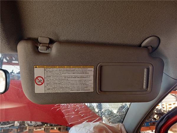 parasol derecho toyota yaris ksp9scp9nlp9 200