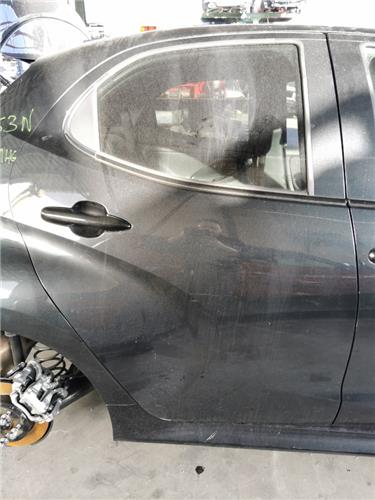 puerta trasera derecha toyota yaris xp21 2020