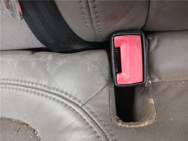 anclaje cinturon trasero derecho volkswagen p