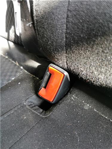 anclaje cinturon trasero derecho volkswagen p