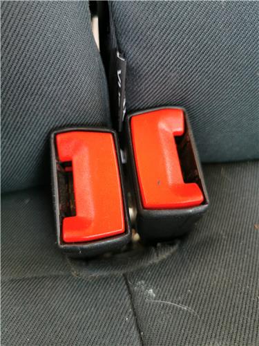 anclaje cinturon trasero central ford fiesta vi 1.6 tdci