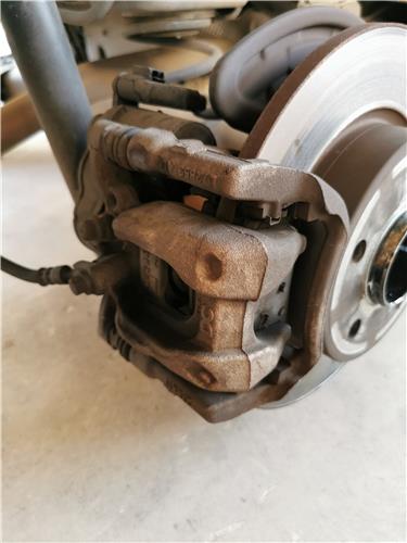 pinza freno trasero derecha mercedes benz cla