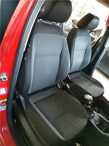 asiento delantero derecho skoda fabia 5j2 200