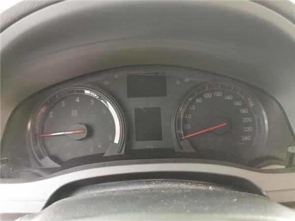 cuadro instrumentos toyota avensis cross spor