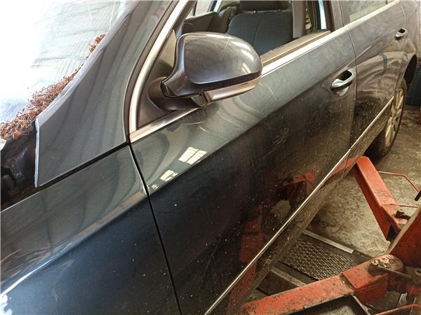puerta delantera izquierda volkswagen passat