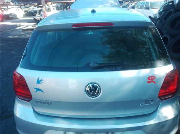 porton trasero volkswagen polo v 6r1 062009