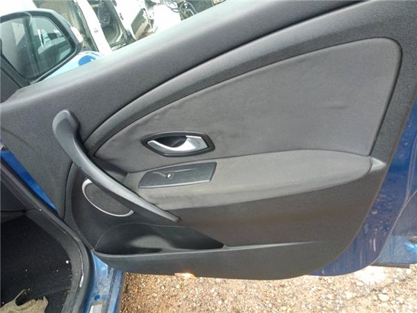 elevalunas electrico delantero derecho renaul