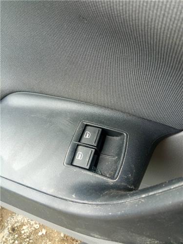 mando elevalunas delantero izquierdo seat ibi