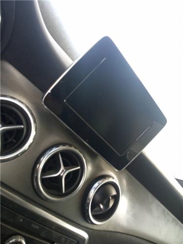 pantalla navegador mercedes benz clase gla bm