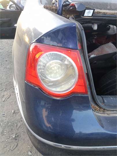 piloto trasero izquierdo volkswagen passat be