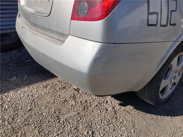paragolpes trasero nissan primera berlina p12