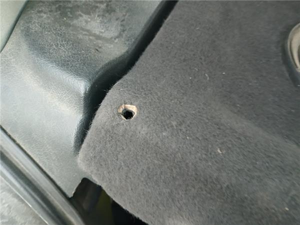 bandeja trasera volkswagen polo iii 6n1 09199