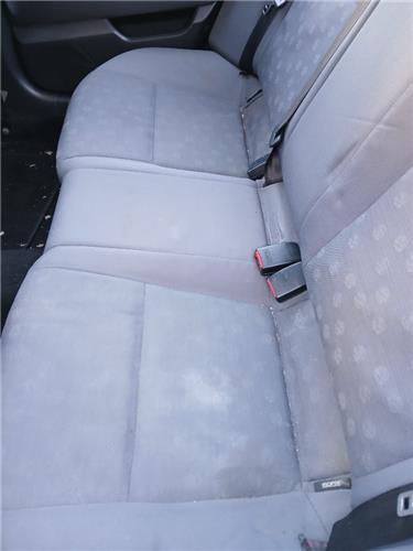 asientos traseros izquierdo nissan primera be