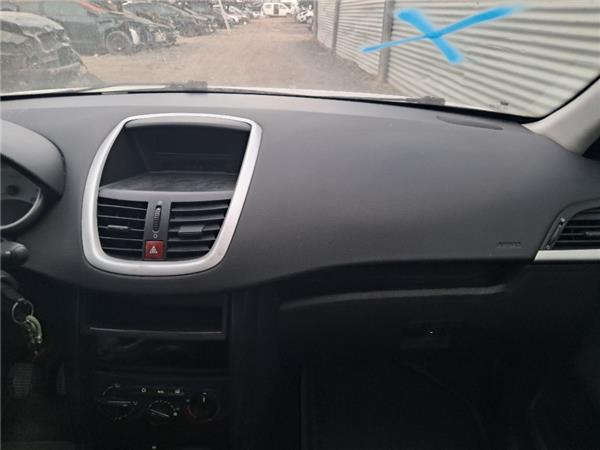 salpicadero peugeot 207 2006 14 confort 14 l