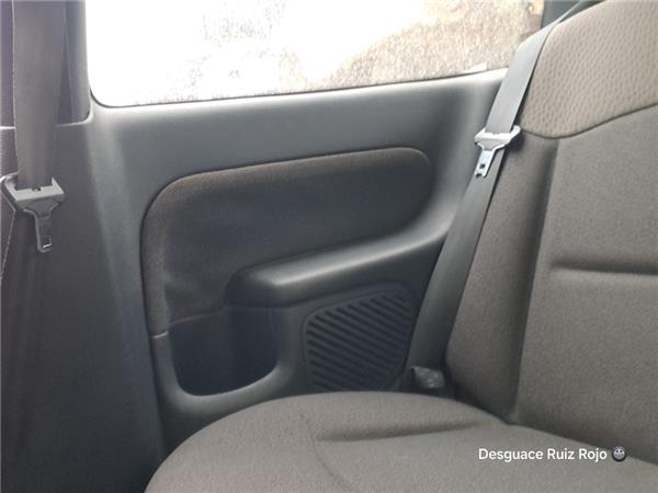 guarnecido puerta trasera derecha renault cli