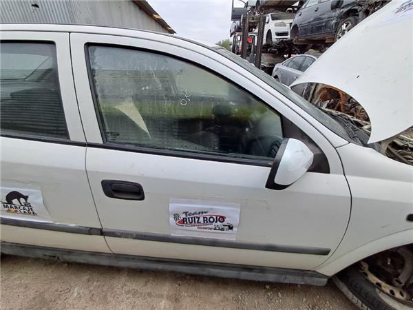 puerta delantera izquierda opel astra f class