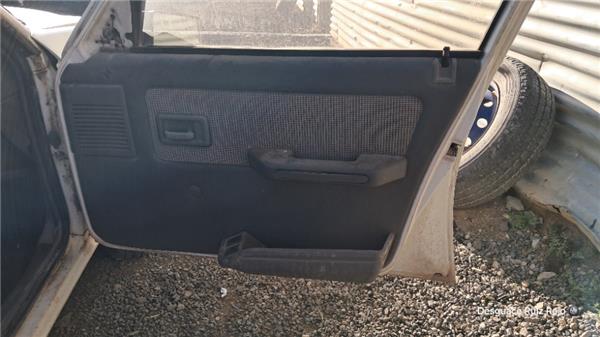 guarnecido puerta delantera derecha peugeot 2