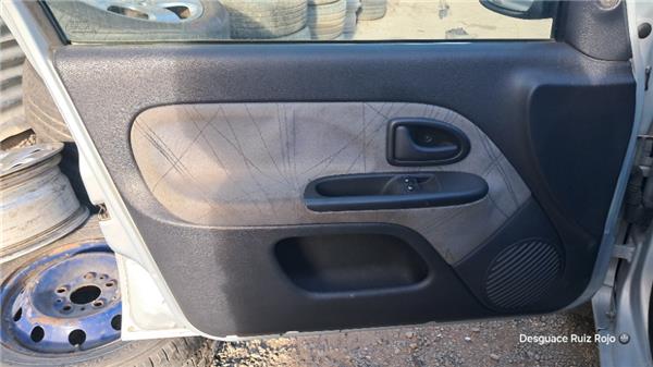 Guarnecido Puerta Delantera Renault