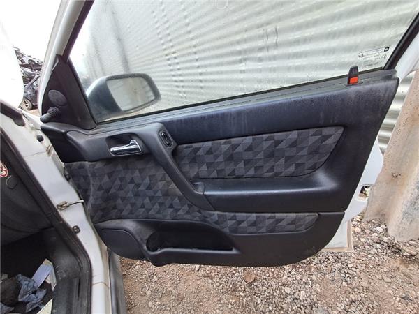 guarnecido puerta delantera derecha opel astr