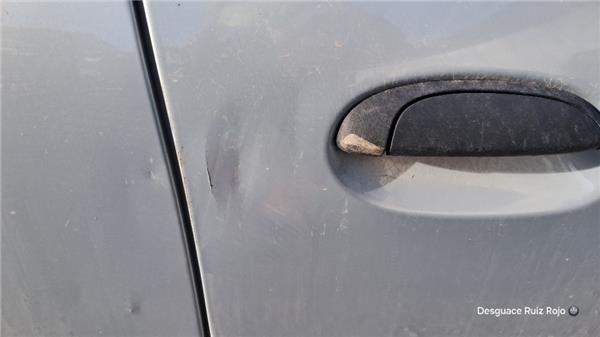 puerta delantera derecha renault clio ii fase