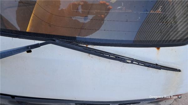 porton trasero peugeot 205 berlina 021983 13