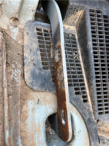 bisagra capo derecha peugeot 505 berlina 0519