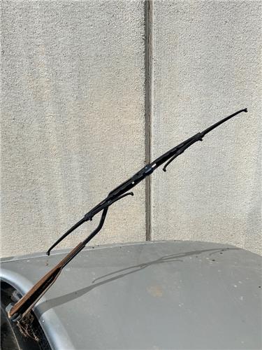 ▷ Brazo Limpiaparabrisas Delantero Desguace Azeler Recambios