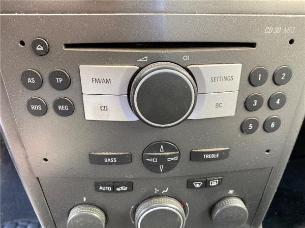 radio cd opel astra h berlina 2004 17 elegan
