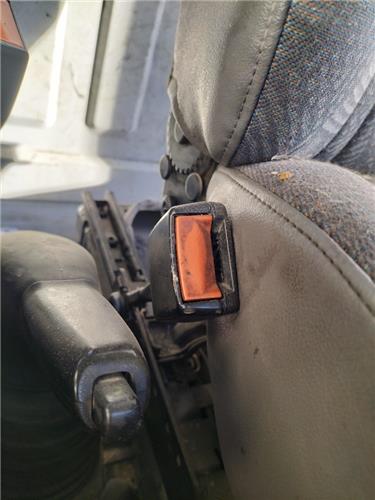 anclaje cinturon delantero izquierdo ford transit caja/chasis (fm_ _, fn_ _) 2.4 di (f_a_, f_b_, f_c_, f_d_)