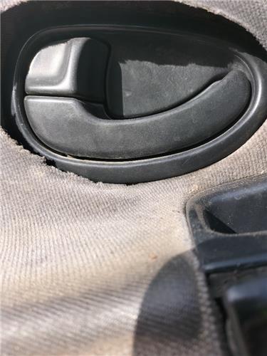 manilla interior puerta delantera izquierda p