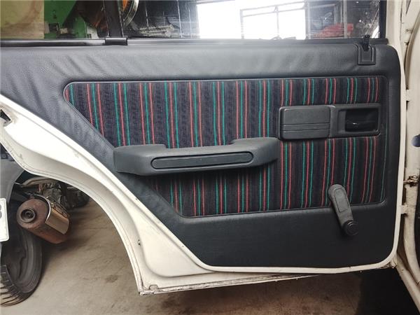 guarnecido puerta trasera izquierda peugeot 3