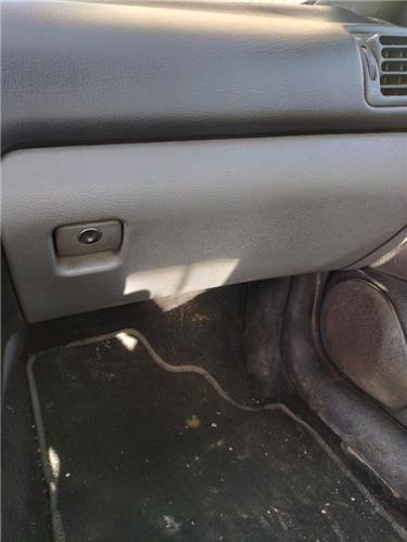 guantera salpicadero peugeot 406 berlina s1s2