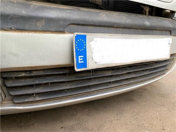 rejilla paragolpes delantero opel zafira a 19
