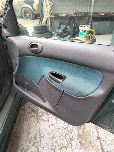 guarnecido puerta delantera derecha peugeot 2
