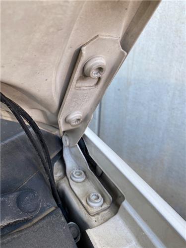bisagra capo izquierda volkswagen polo iii be