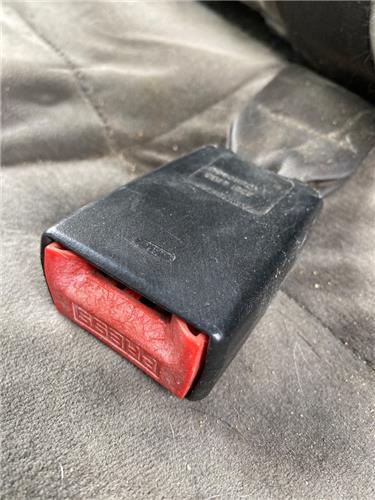anclaje cinturon trasero izquierdo citroen xs