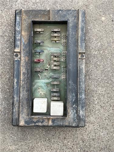 caja fusiblesrele peugeot 505 berlina 051979