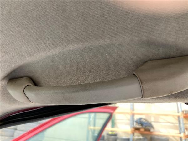 asidero superior delantero derecho citroen xs