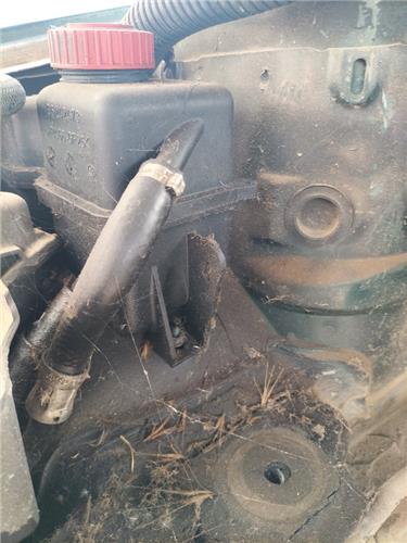 deposito liquido direccion asistida peugeot 4