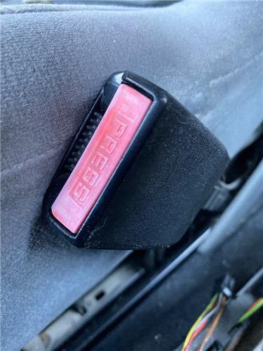 anclaje cinturon delantero derecho citroen c5