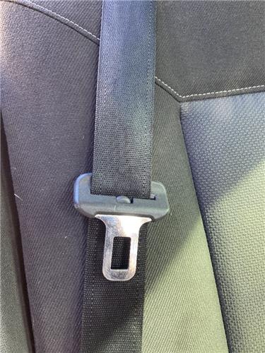 cinturon seguridad trasero derecho opel astra