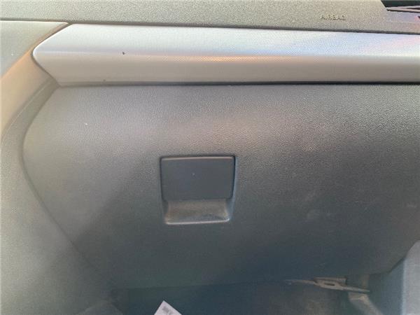 guantera salpicadero opel astra h berlina 200