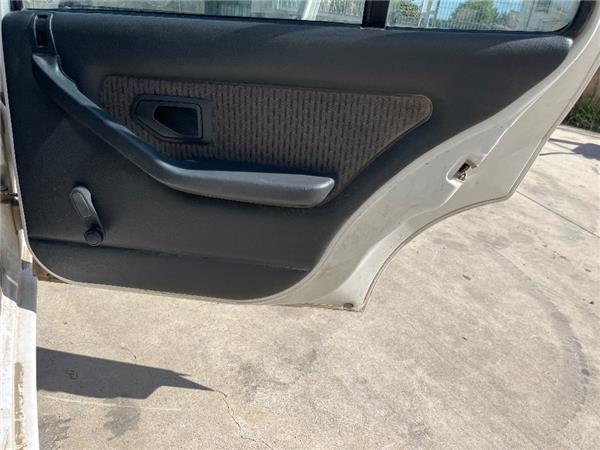 guarnecido puerta trasera derecha peugeot 306