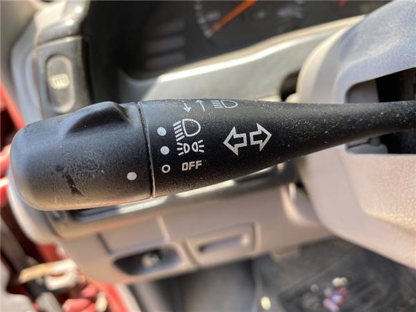 mando de luces nissan serena c23m 071992 23