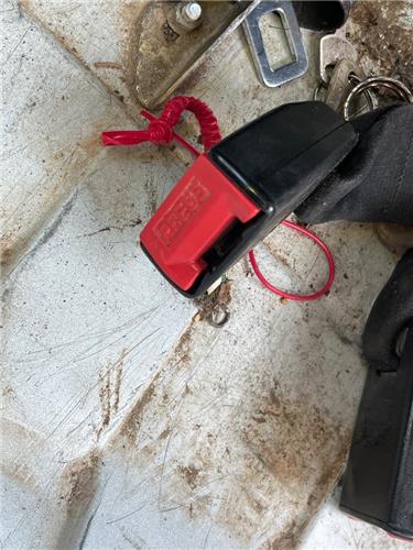 anclaje cinturon trasero central peugeot 106 (s2)(04.1996 >) 1.1 i