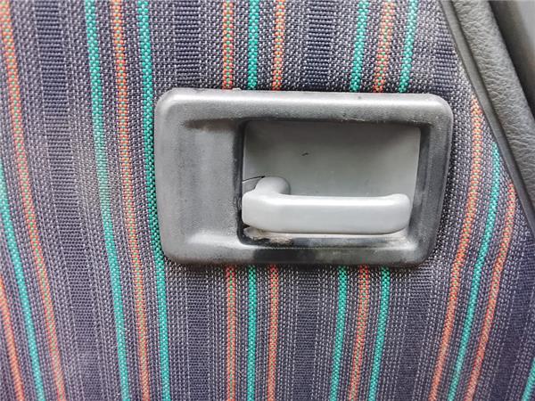 manilla interior puerta delantera izquierda p