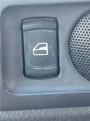 mando elevalunas trasero izquierdo volkswagen
